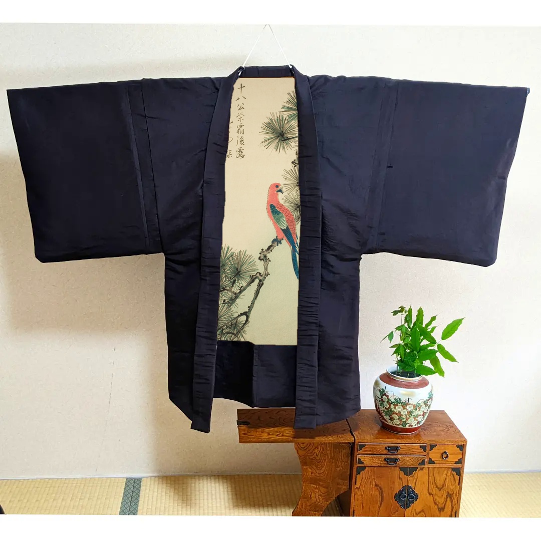 「松に鸚鵡」
