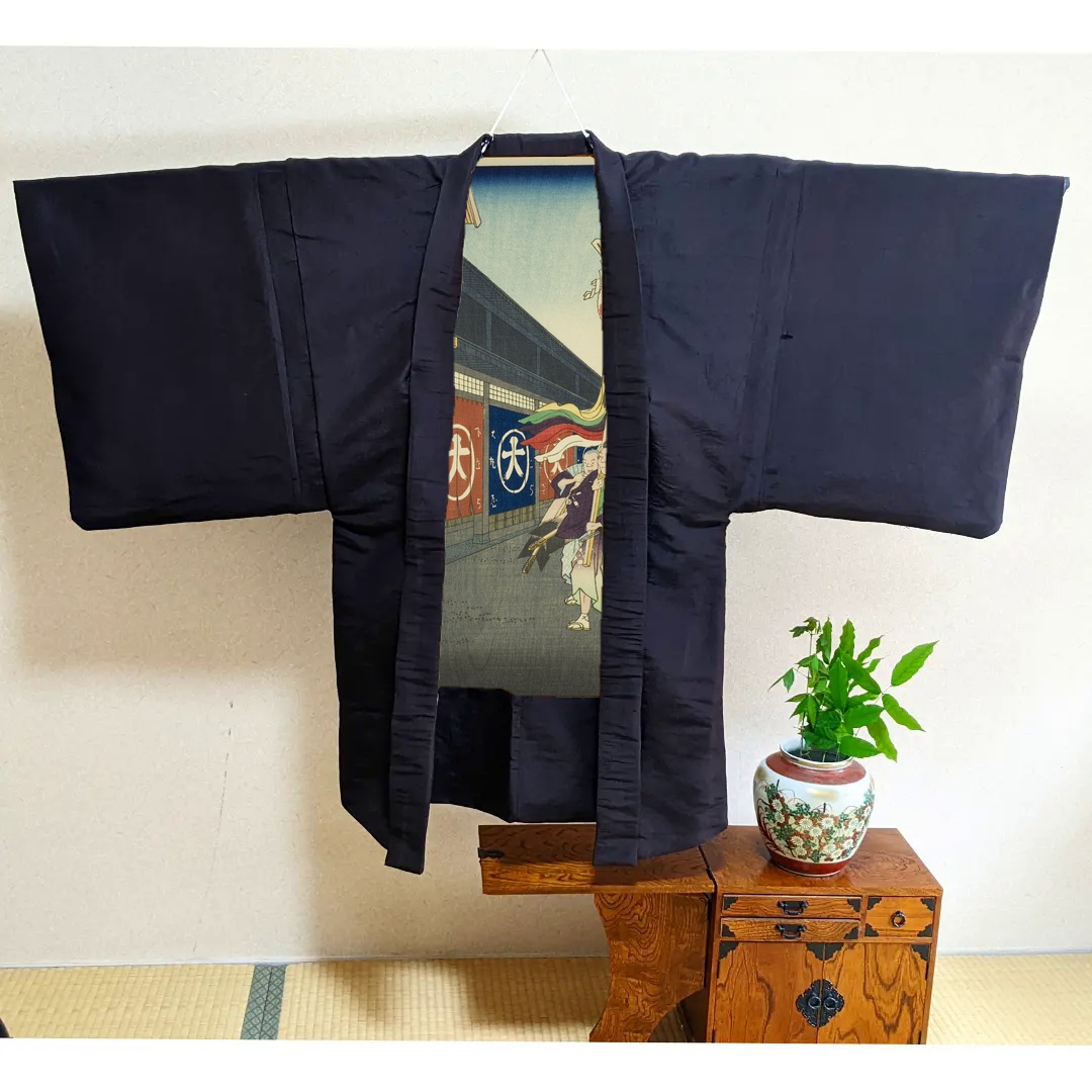 『名所江戸百景』より「御殿町御服段」
