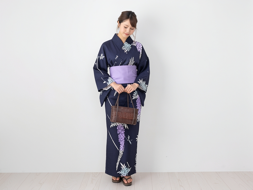 ゆかた 生地 耳あり 両面染め浴衣 反物 綿絽 黒地・フジ柄・No.56（女 浴衣）