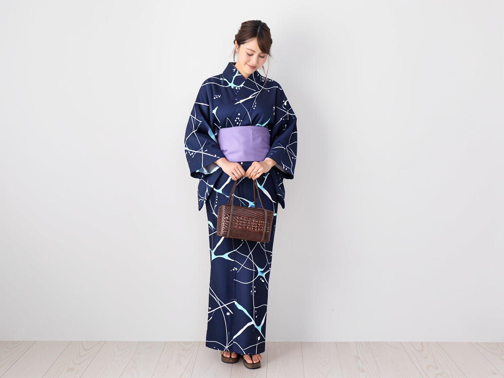 Yukata with ears, double-sided dyed Yukata cloth fabric No.66, dark blue, geometric pattern (Female yukata)