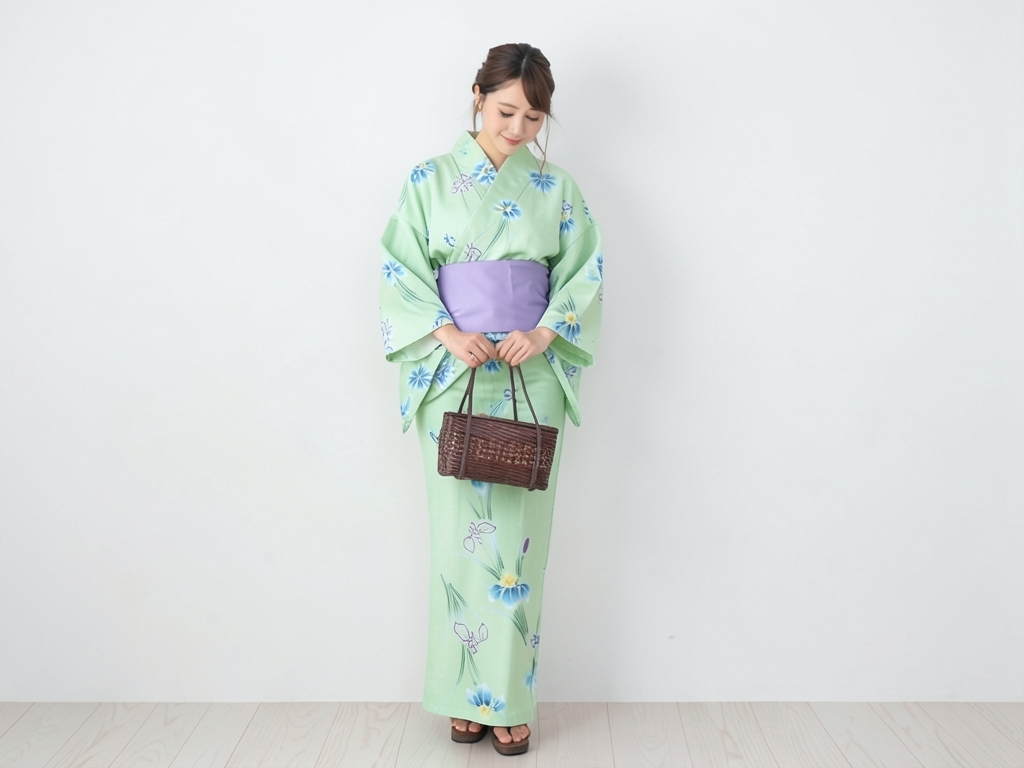 ゆかた 生地 両面染め浴衣 反物 耳あり No.94 アヤメ柄・うすグリーン地（女 浴衣）