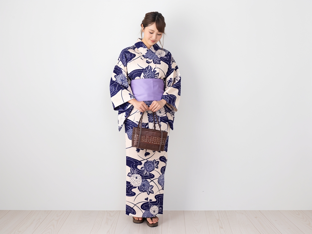 ゆかた 生地 耳有り・両面染め浴衣 反物 綿紬 No.119 キク柄・ベージュ地（女 浴衣）