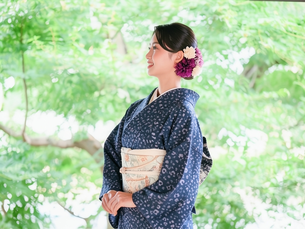 100% cotton, kimono fabric, Kurume Kasuri, cloth, irregular magatama pattern, dark navy fabric (Female kimono)